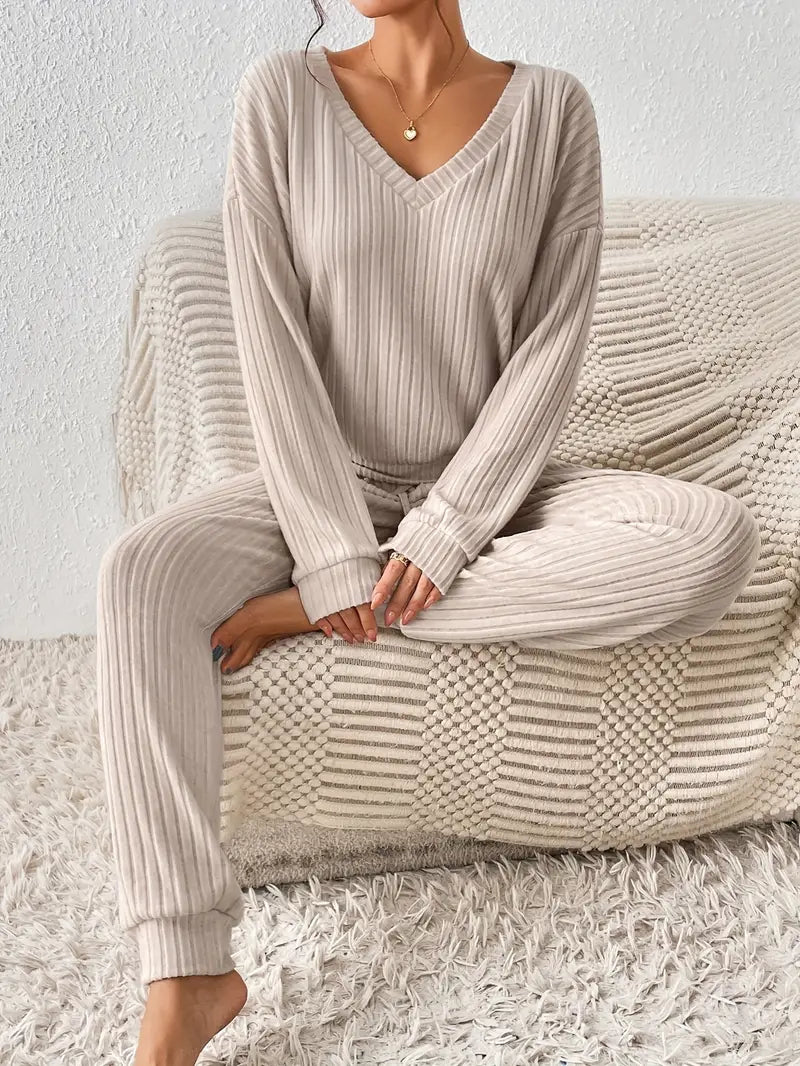 Women’s Soft Ribbed Knit V-Neck Top and Drawstring Jogger Set – Relaxed Two-Piece Loungewear for Autumn and Winter