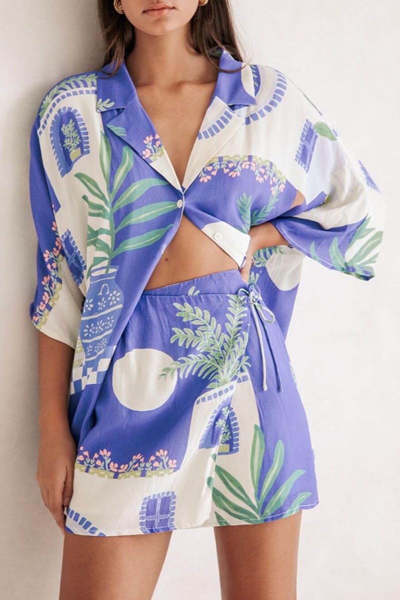 Distinctive Print Loose Shirt And Elastic Waist Wrap Lace-Up Skirt Set