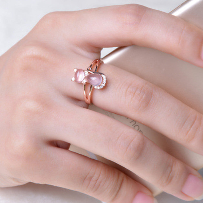 Liora Women's Crystal Cat Ring