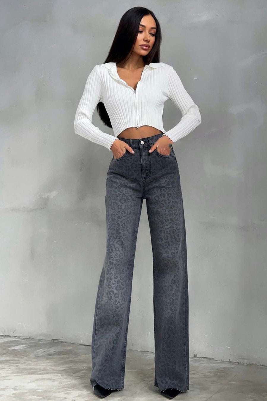 Modern Leopard High-Waisted Jeans