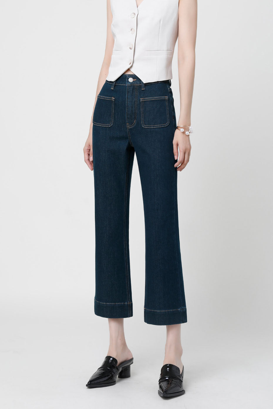 Petite Flare High-Waisted Jeans