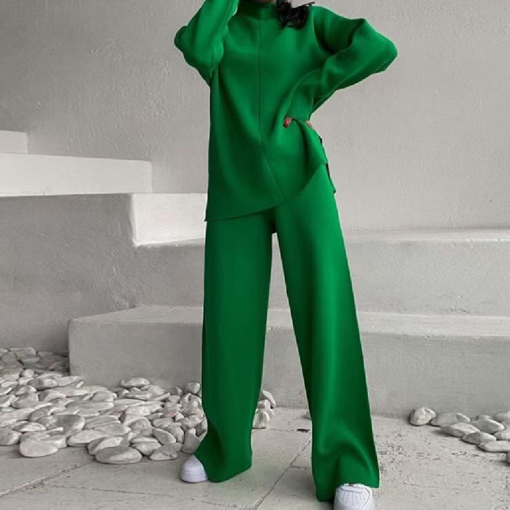 Women's Soft Knit Two-Piece Loungewear Set – Relaxed Turtleneck Jumper and Wide Leg Trousers for Autumn and Winter