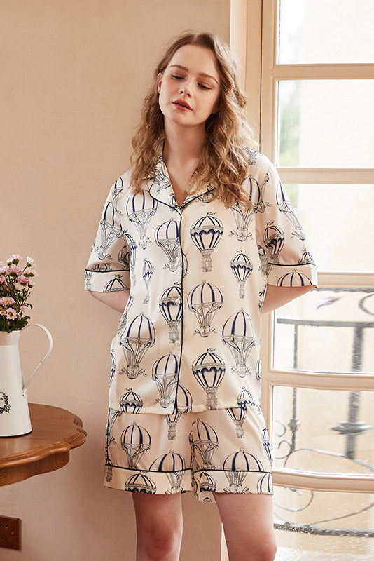 Coordinated Hot Air Balloon Print Pajama Set White