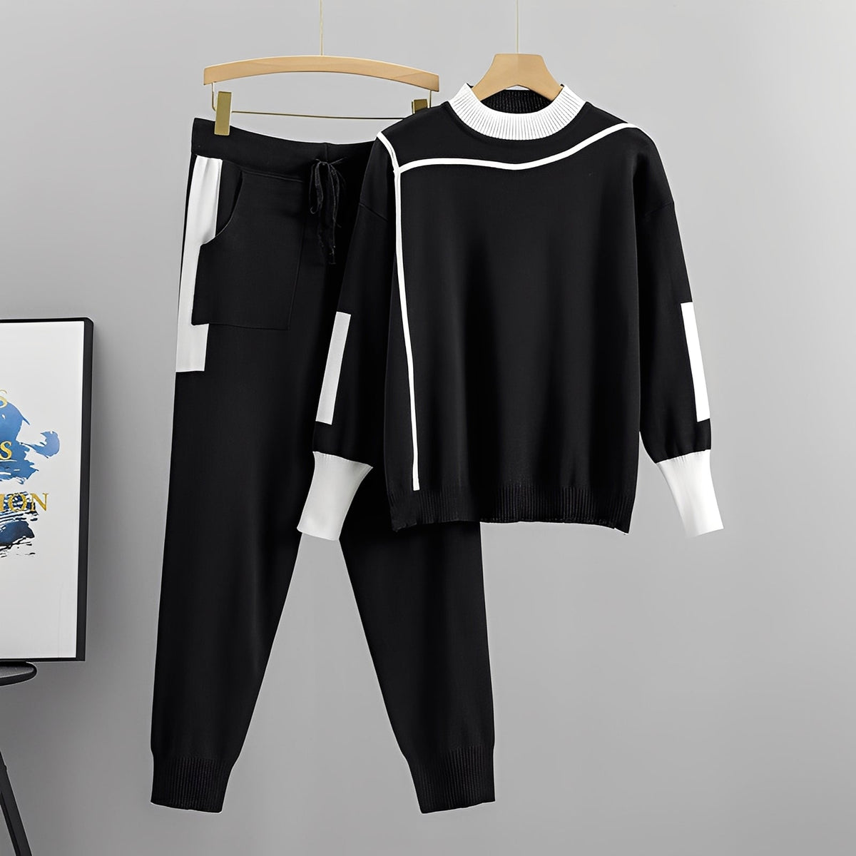 Women's Contrast Trim Long-Sleeve Sweatshirt and Jogger Trousers Set – Relaxed Sporty Two-Piece Outfit for Everyday Casual Wear