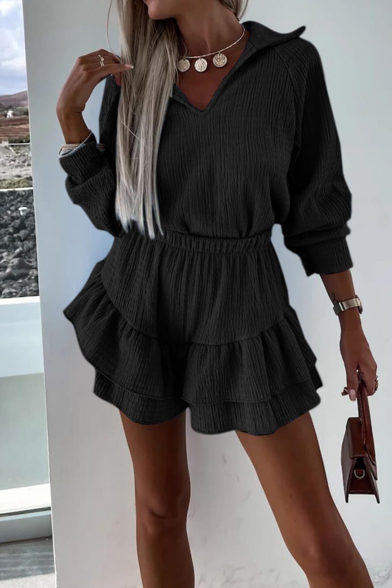 Coordinated V-Neck Women's Shirt And Flared Skort Two-Piece Set