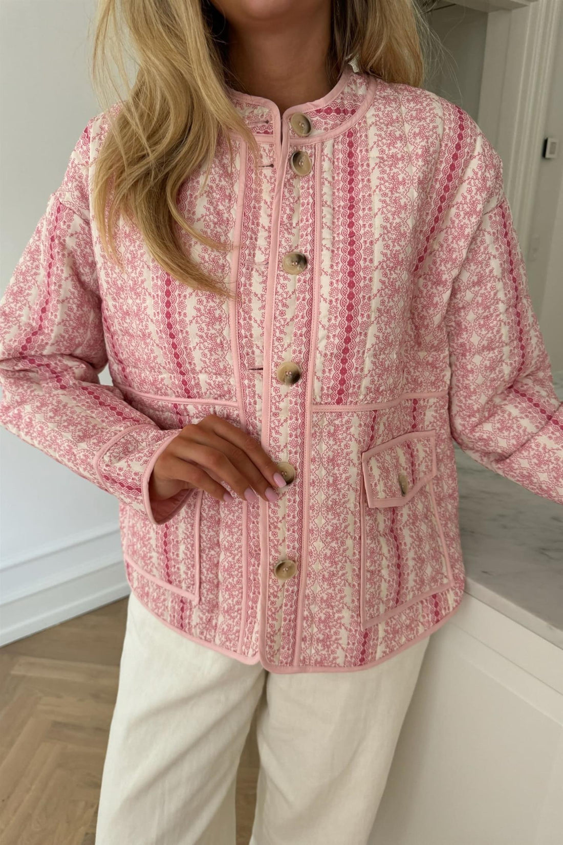 Modern Dionessa Jacket
