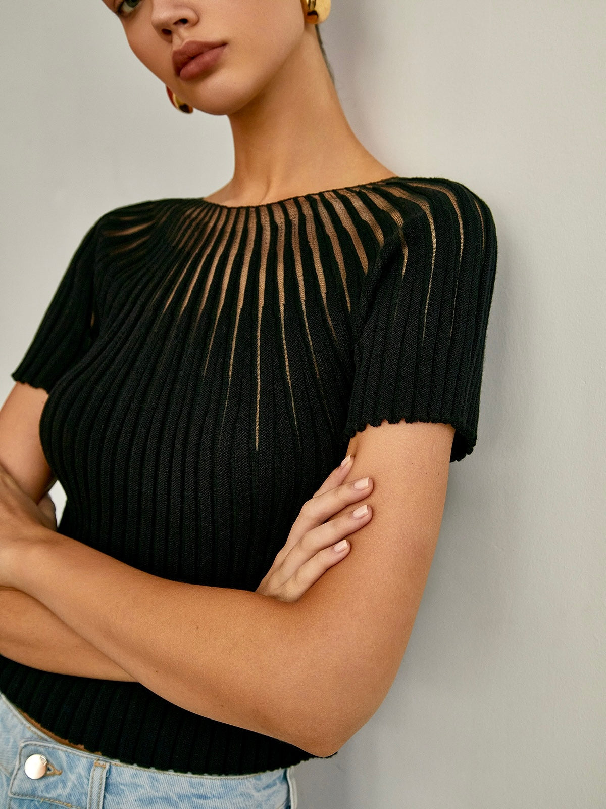 Women's Elegant Ribbed Knit Top with Sheer Neckline Detail – Fitted Short Sleeve Style for Smart Casual and Everyday Wear