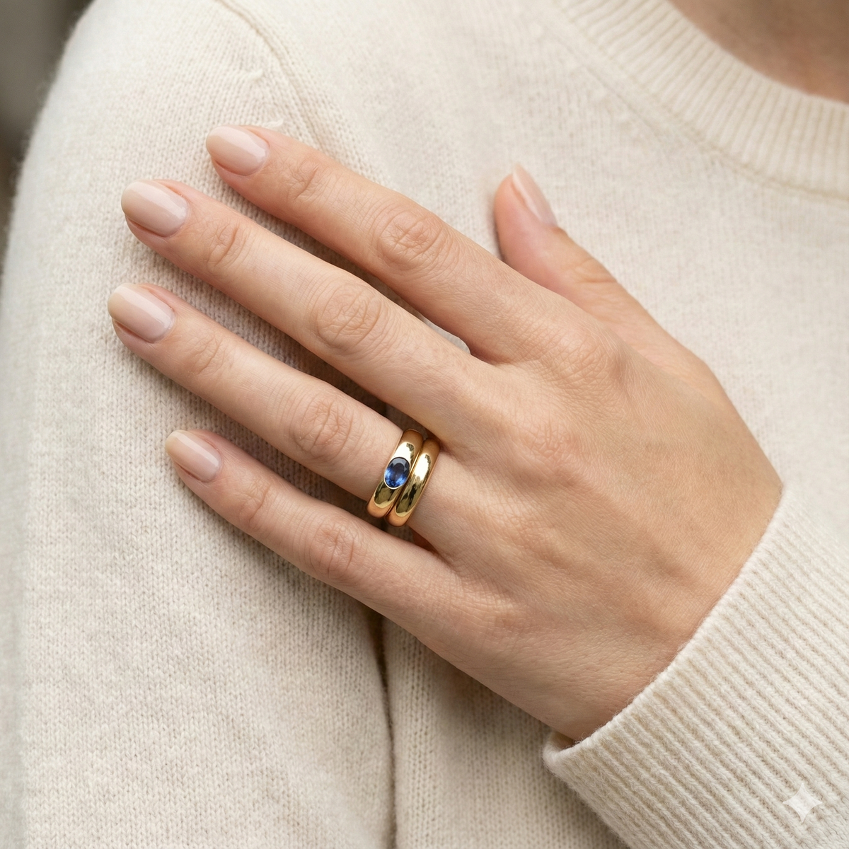 Women's Oval Gemstone Ring - Ilaria