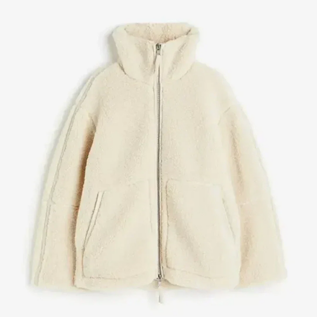 Women’s Oversized Teddy Fleece Zip-Up Jacket with High Collar and Patch Pockets – Cosy Winter Casual Outerwear