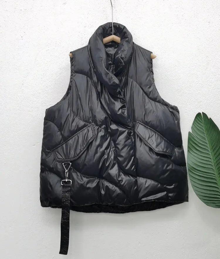 Women's Oversized Padded Puffer Gilet with High Shawl Collar and Adjustable Hem – Warm Sleeveless Winter Bodywarmer with Relaxed Fit for Casual Streetwear and Autumn Winter Layering
