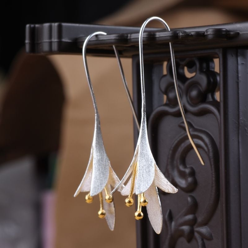 Silver Flower Earrings – Limited Edition Private Collection