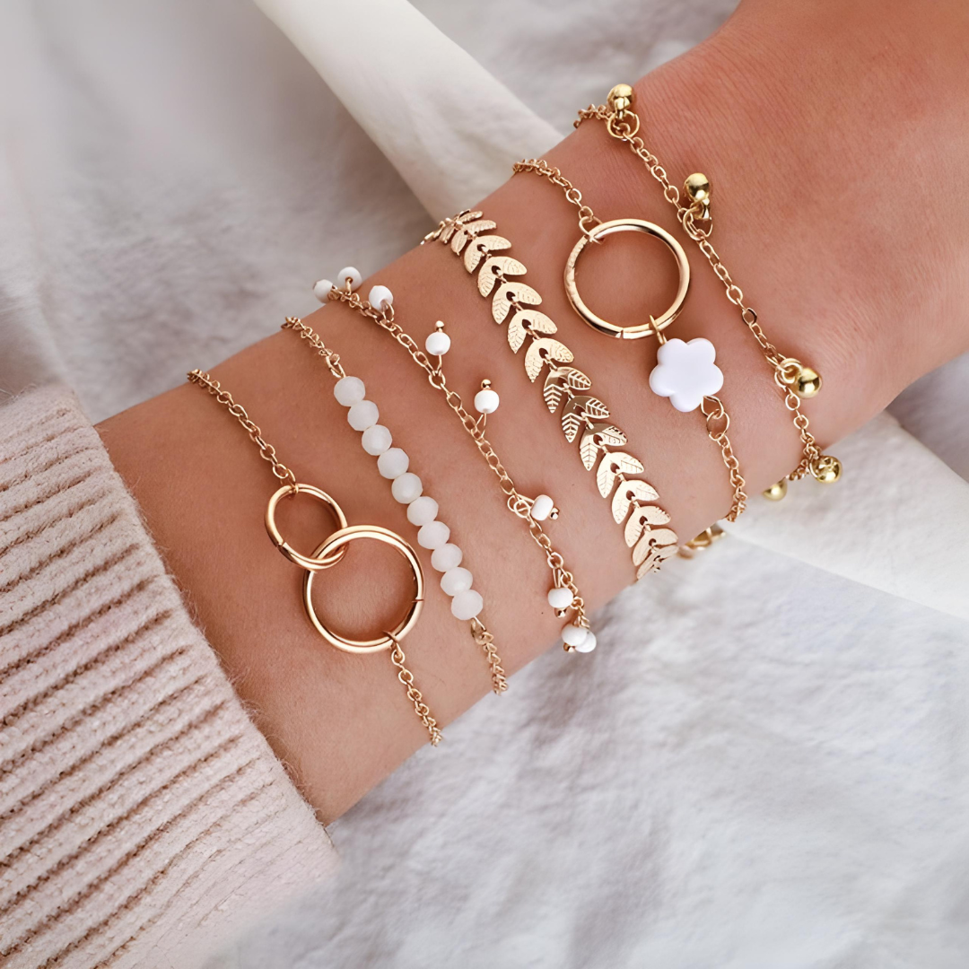 Chain Bracelet Set with Decorative Details - Camilla