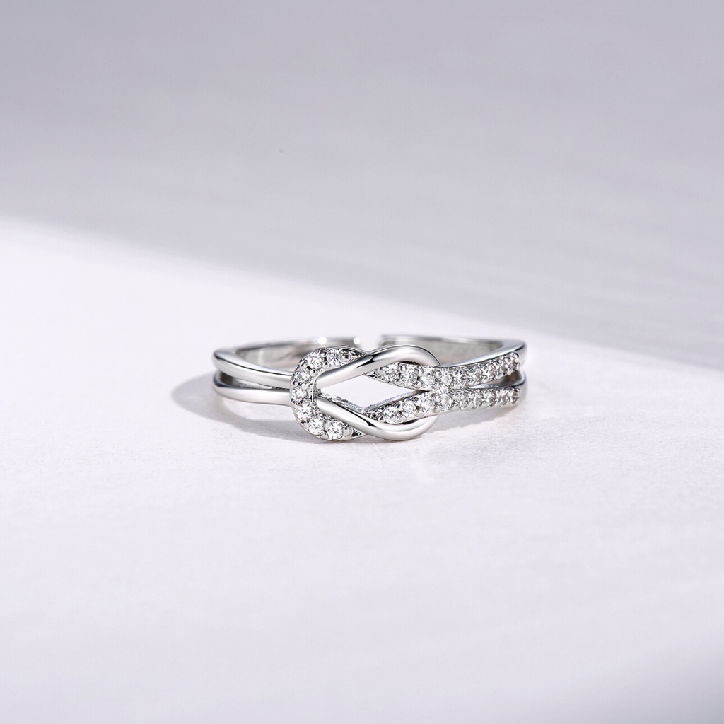 Love & Connection Knot Ring