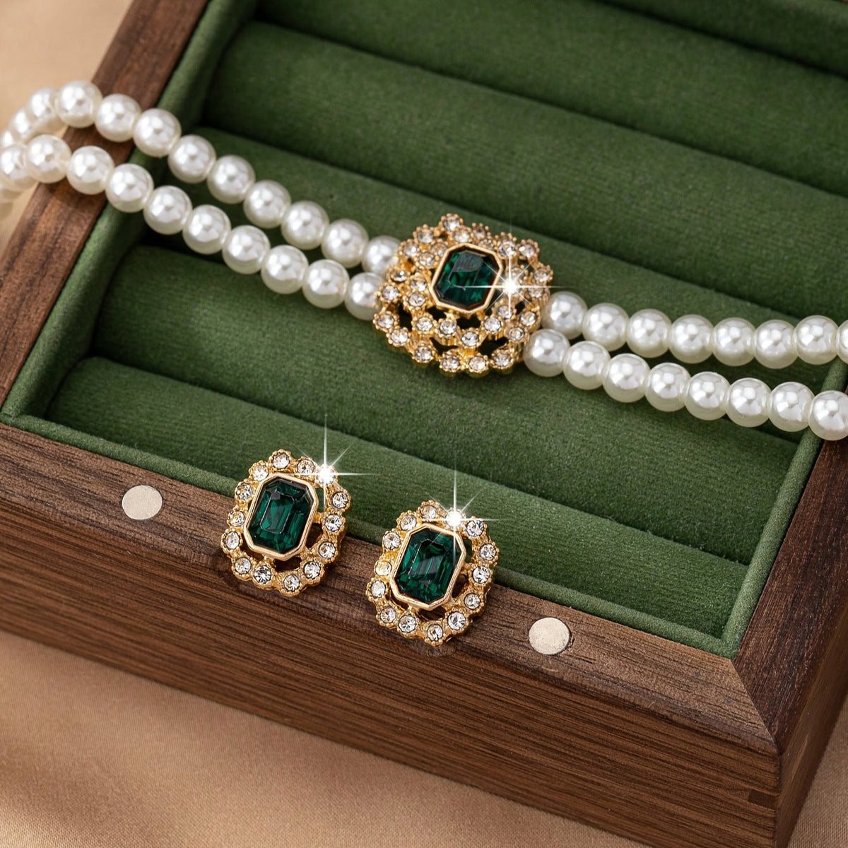 Pearl Necklace with Green Crystals and Matching Earrings - Mirela