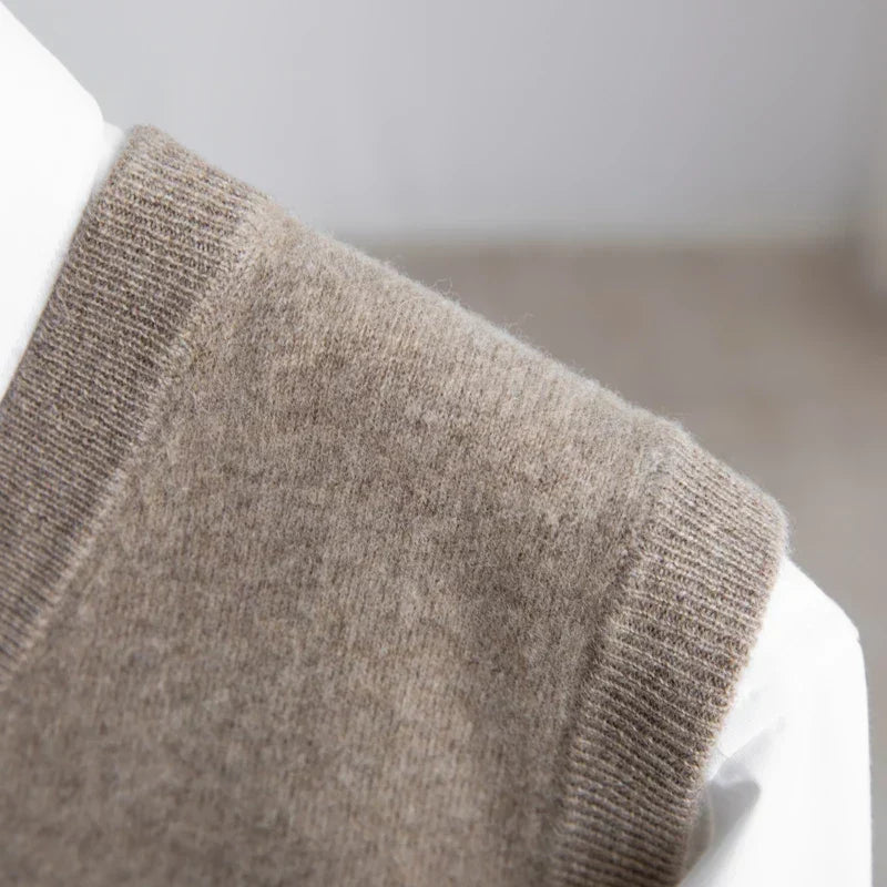 Men’s V-Neck Sweater Vest