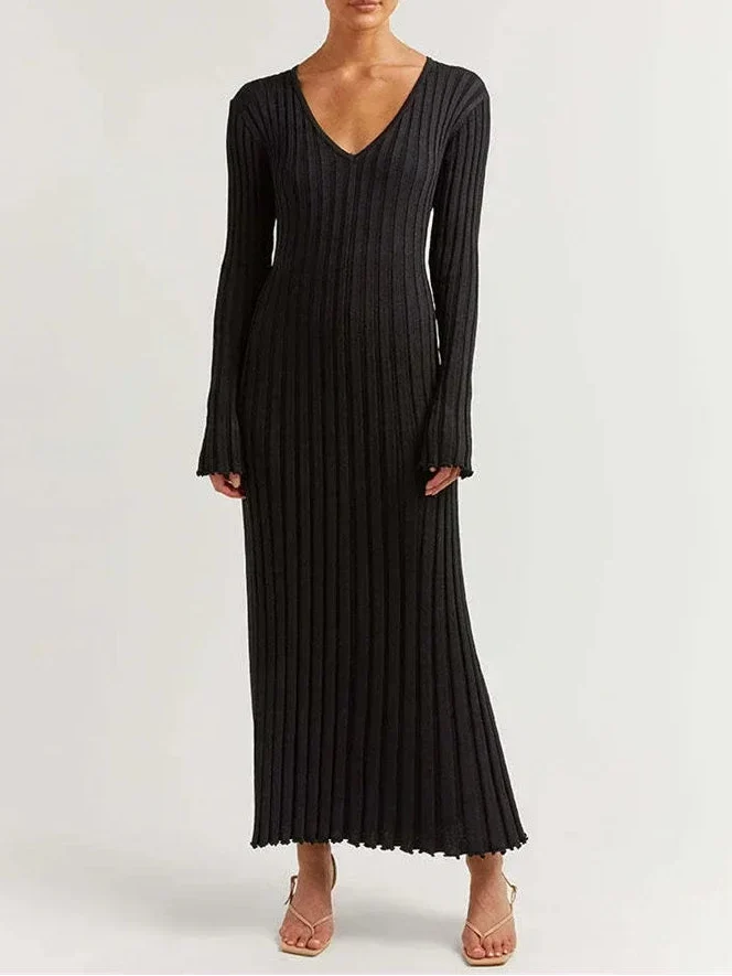 Women's Elegant Ribbed Knit Maxi Dress – Fitted Long Sleeve V Neck Sweater Dress with Flowing Flared Hem for Autumn and Winter