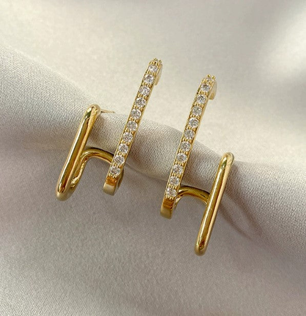 18K Gold Prong-Set Crystal Earrings