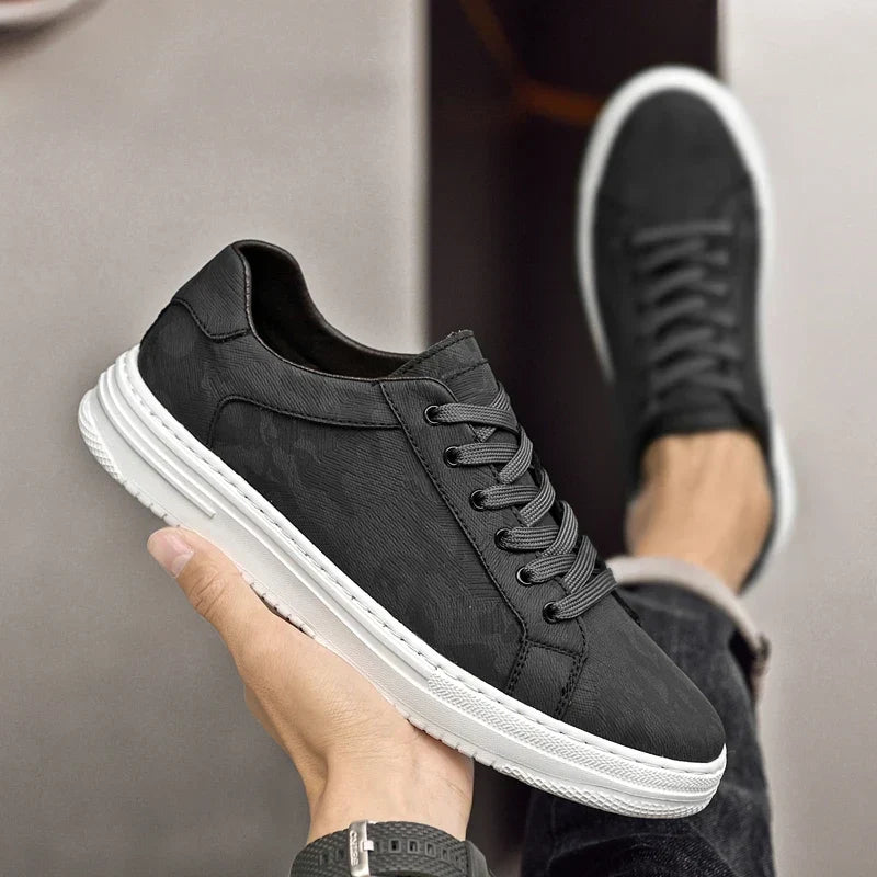 Men’s Thick Sole Lace-Up Sneakers