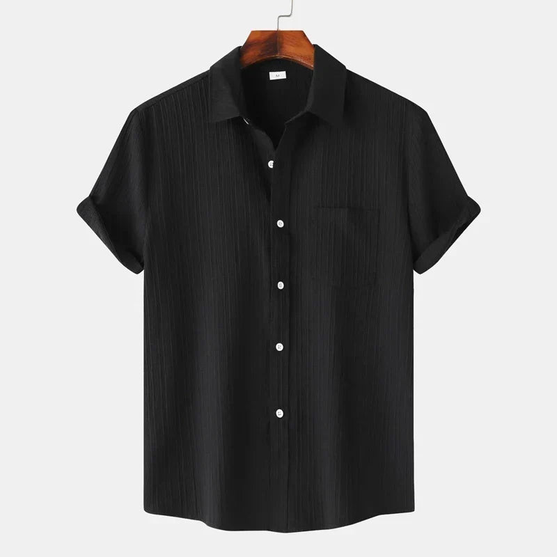 Men’s Textured Short Sleeve Button-Up Shirt