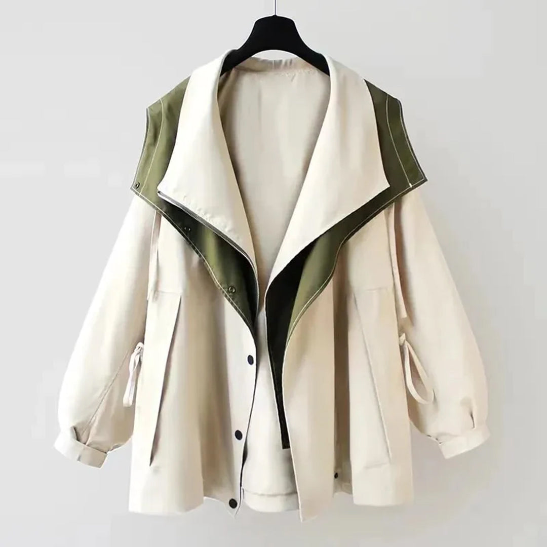 Women's Waterproof Trench Coat with Oversized Fit and Layered Collar—Wind-Resistant Lightweight Outerwear for Smart Casual Autumn City Wear