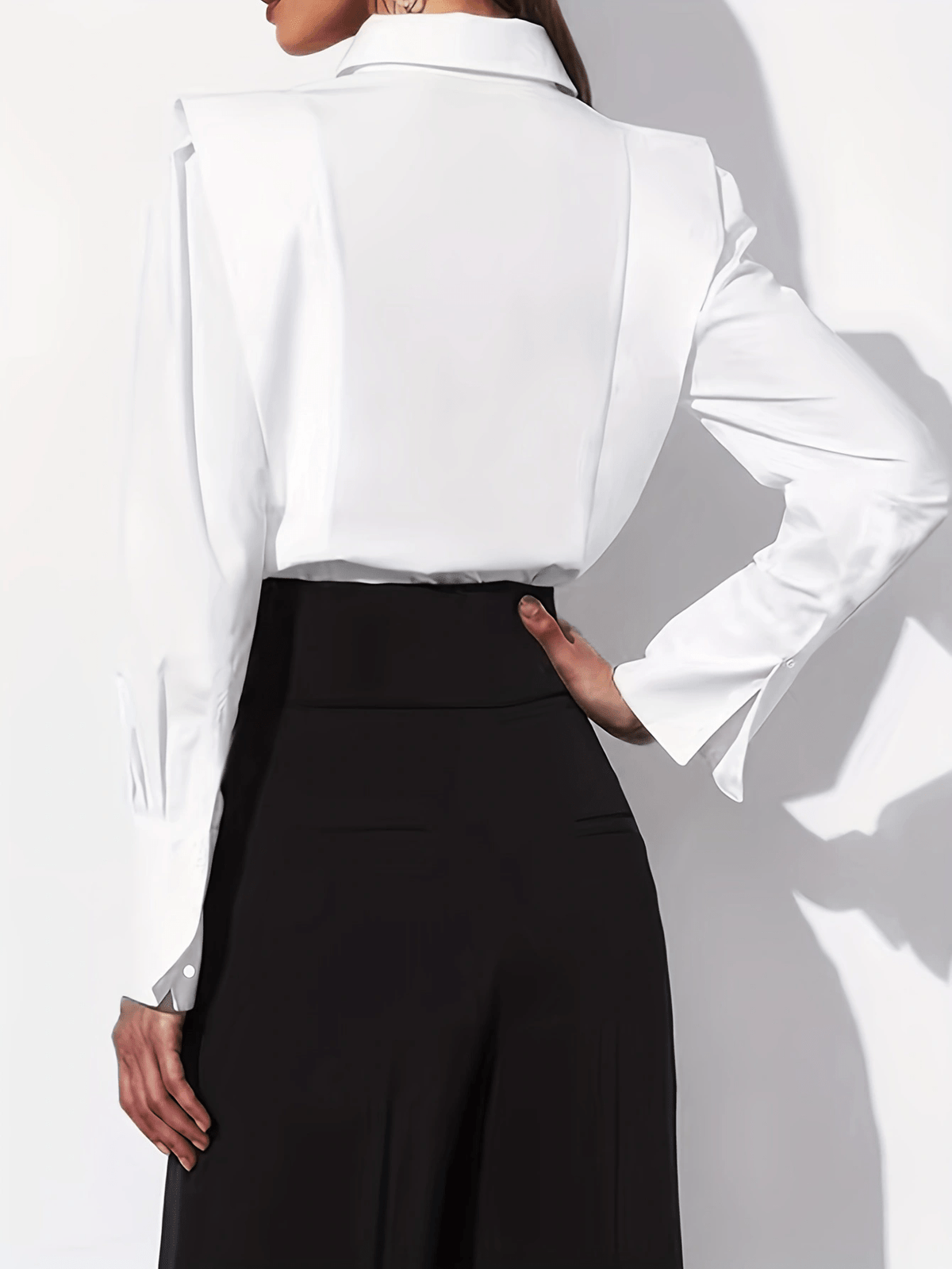 Women's Long Sleeve Collared Button-Front Blouse