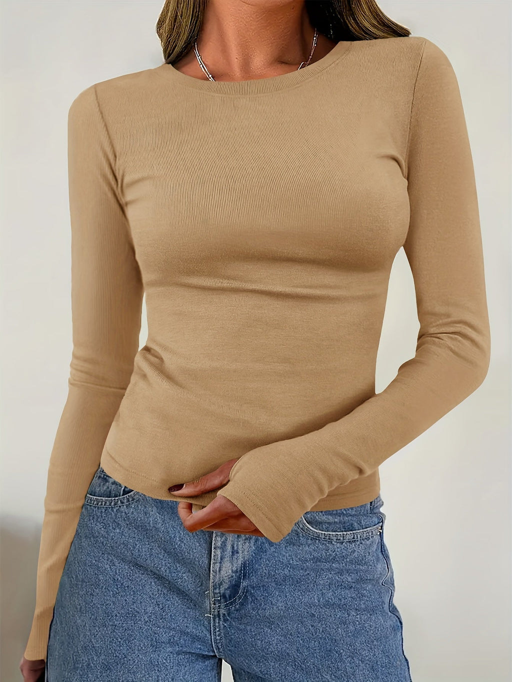 Women’s Fitted Long-Sleeved Crew Neck Top – Soft Stretch Fabric for Everyday Wear and Autumn Layering