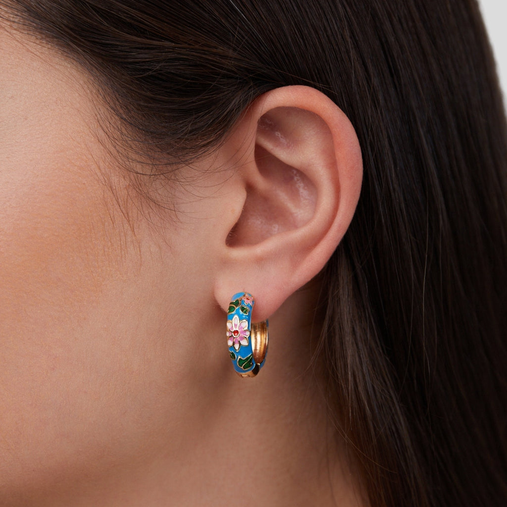 Gold Circle Flower Earrings