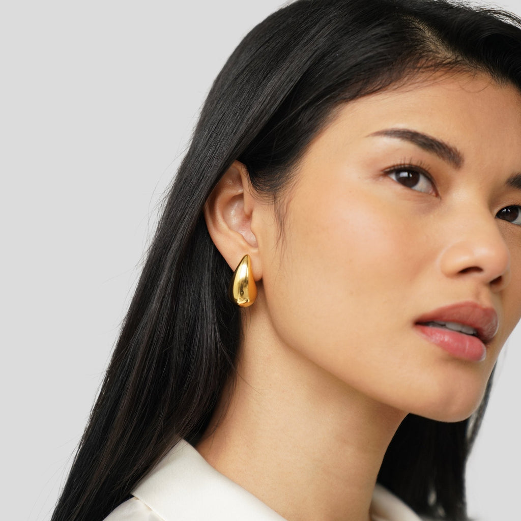Gold Soul Drop Earrings - Ondina