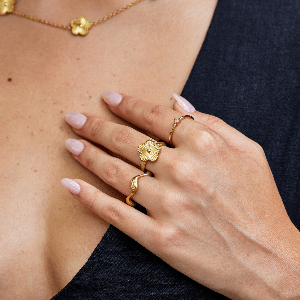 Gold Clover Ring