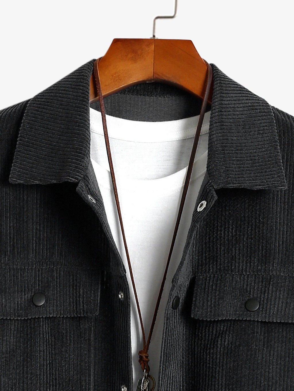 Men's Ribbed Corduroy Jacket with Chest Pockets – Classic Button-Up Casual Outerwear for Spring and Autumn
