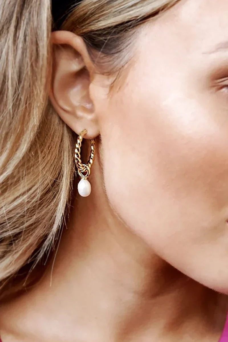 Statement Twist Pearl Drop Earrings Gold/Pearl