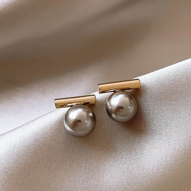 Mother-of-Pearl Bar Earrings