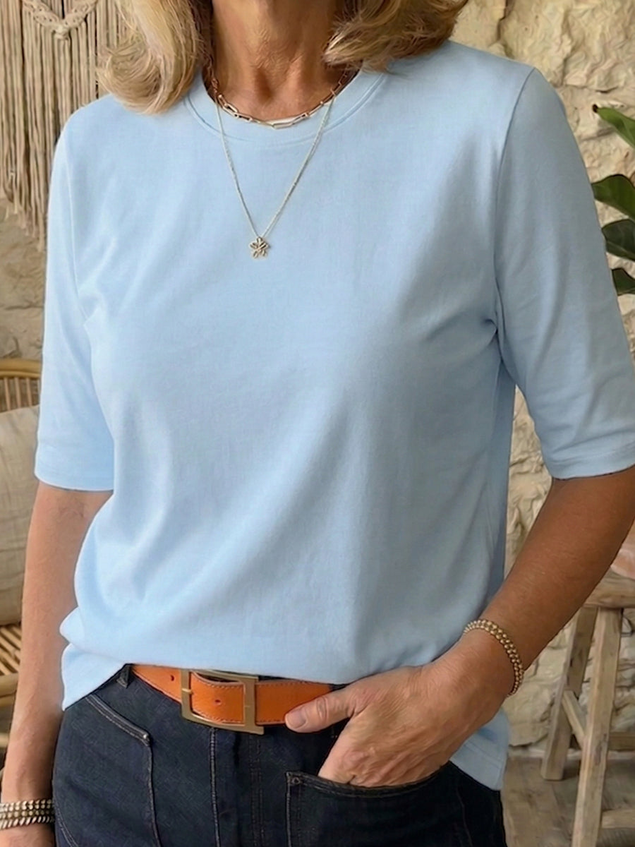Zia - Cozy Minimalist Half-sleeve 100% Cotton T-shirt