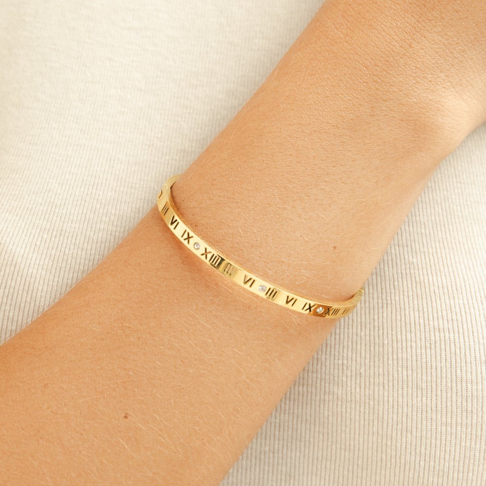 Daphne Roman Numeral Bangle Bracelet