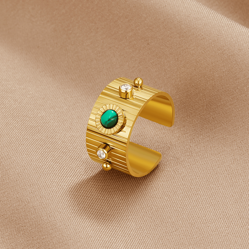 Dakota Vintage Gold Ring