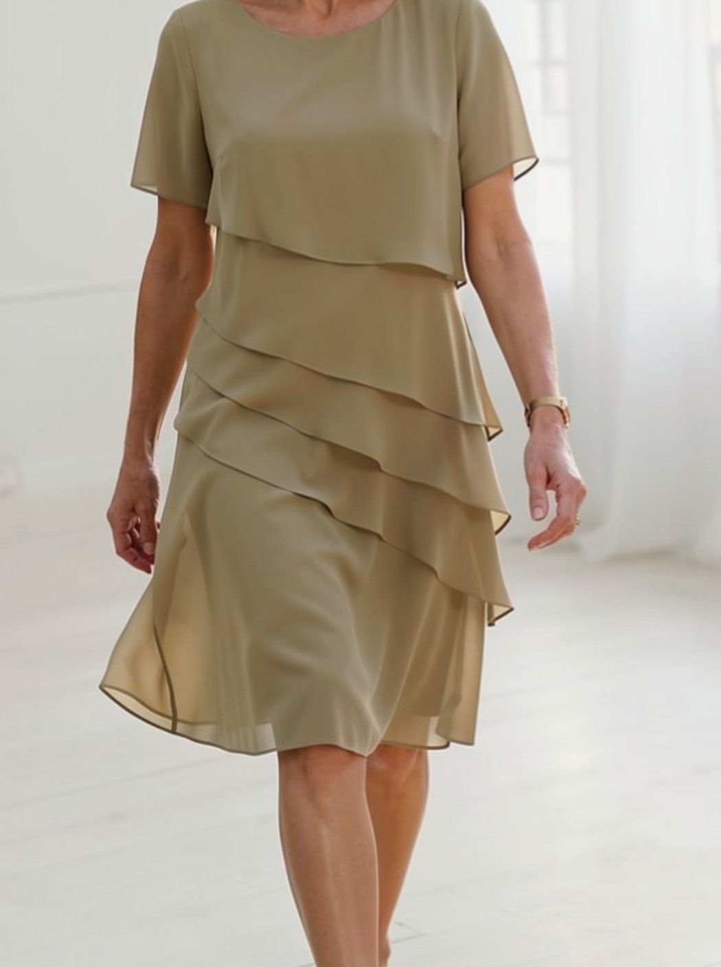 Luna - Women's Chiffon Tiered Ruffle Round-Neck Midi Dress