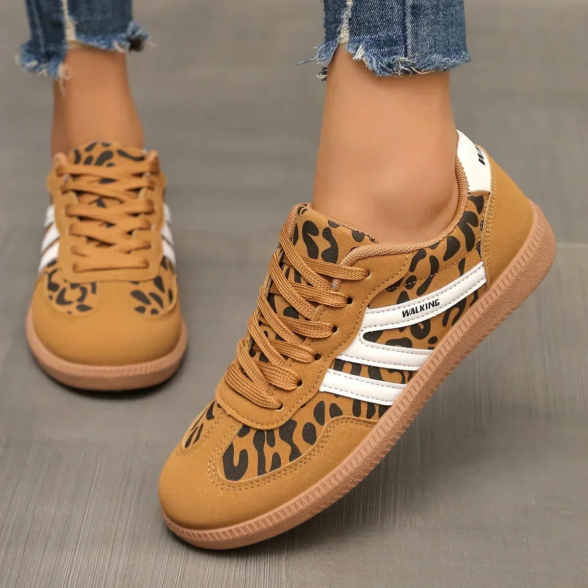 Women's Leopard Print Low-Top Lace-Up Sneakers