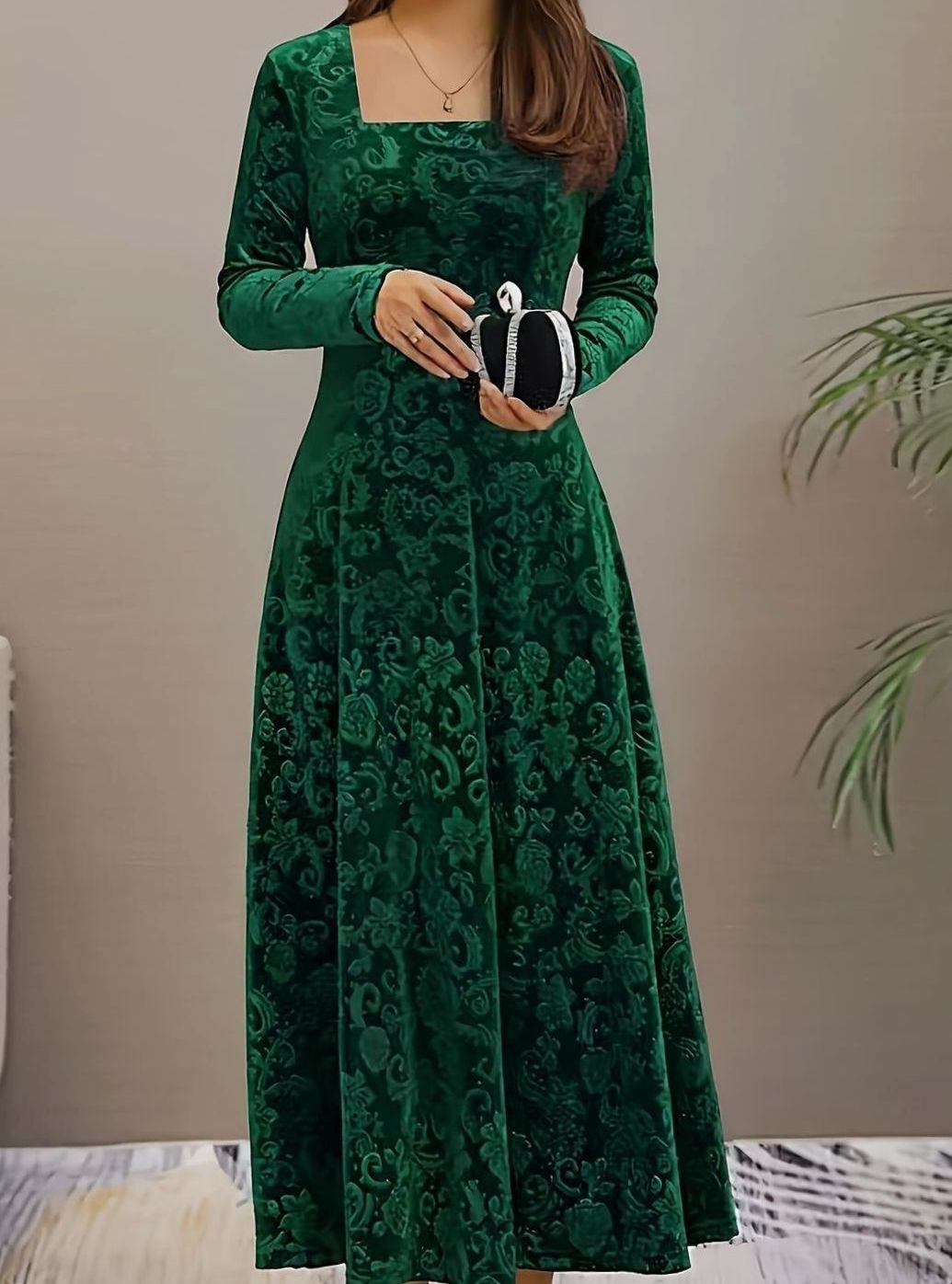 Luna - Women's Square Neck Velvet Floral Embossed Party Dress